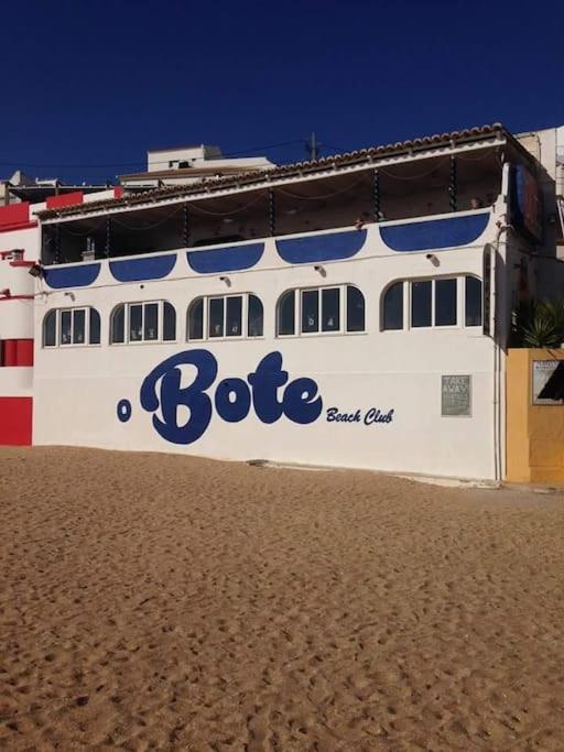 Apartamento Encantador A 100M Da Praia Carvoeiro  Exterior photo