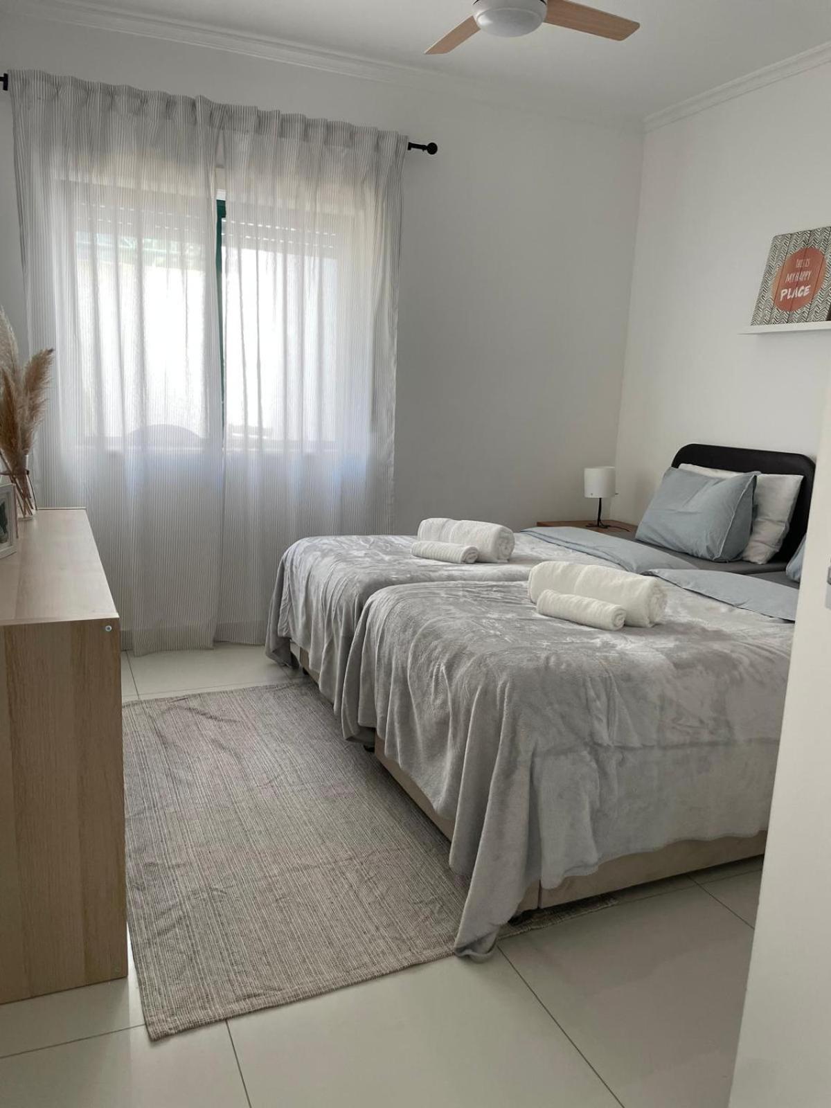 Apartamento Encantador A 100M Da Praia Carvoeiro  Exterior photo